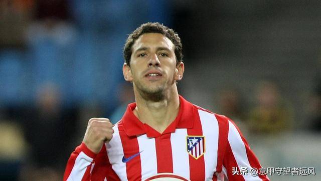 意甲赛程吃紧，埃因霍温今晚单刀错失，球迷炸锅，控场能力受关注